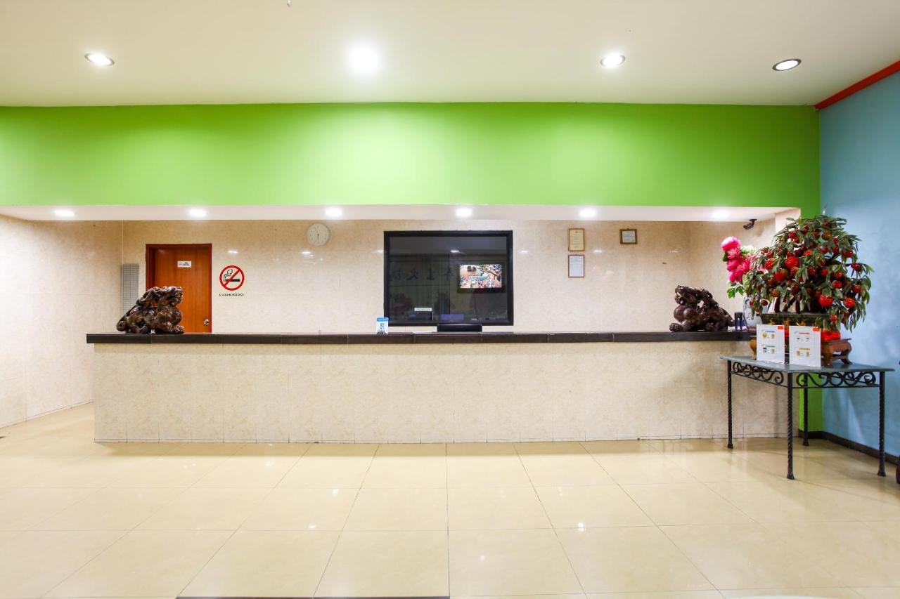 Oyo 89478 Lkh Motel Kota Kinabalu Eksteriør billede